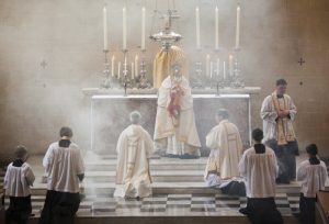 Corpus Christi celebrations by the Dominicans in Oxford in 2010. Image by Lawrence Lew OP, CC-BY-NC-ND 2.0, https://www.flickr.com/photos/paullew/7172303233/