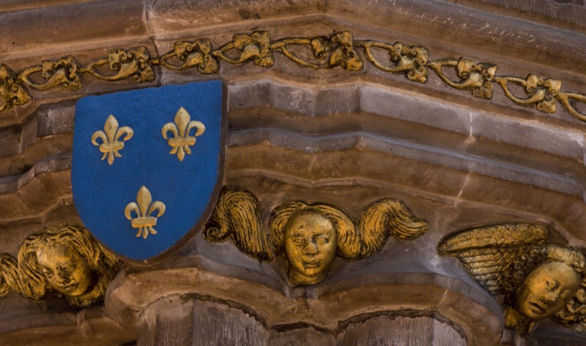 The old coat-of-arms of France in a church in Malta. By Lawrence Lew OP, CC-BY-NC-ND 2.0, https://flickr.com/photos/paullew/6707388863/